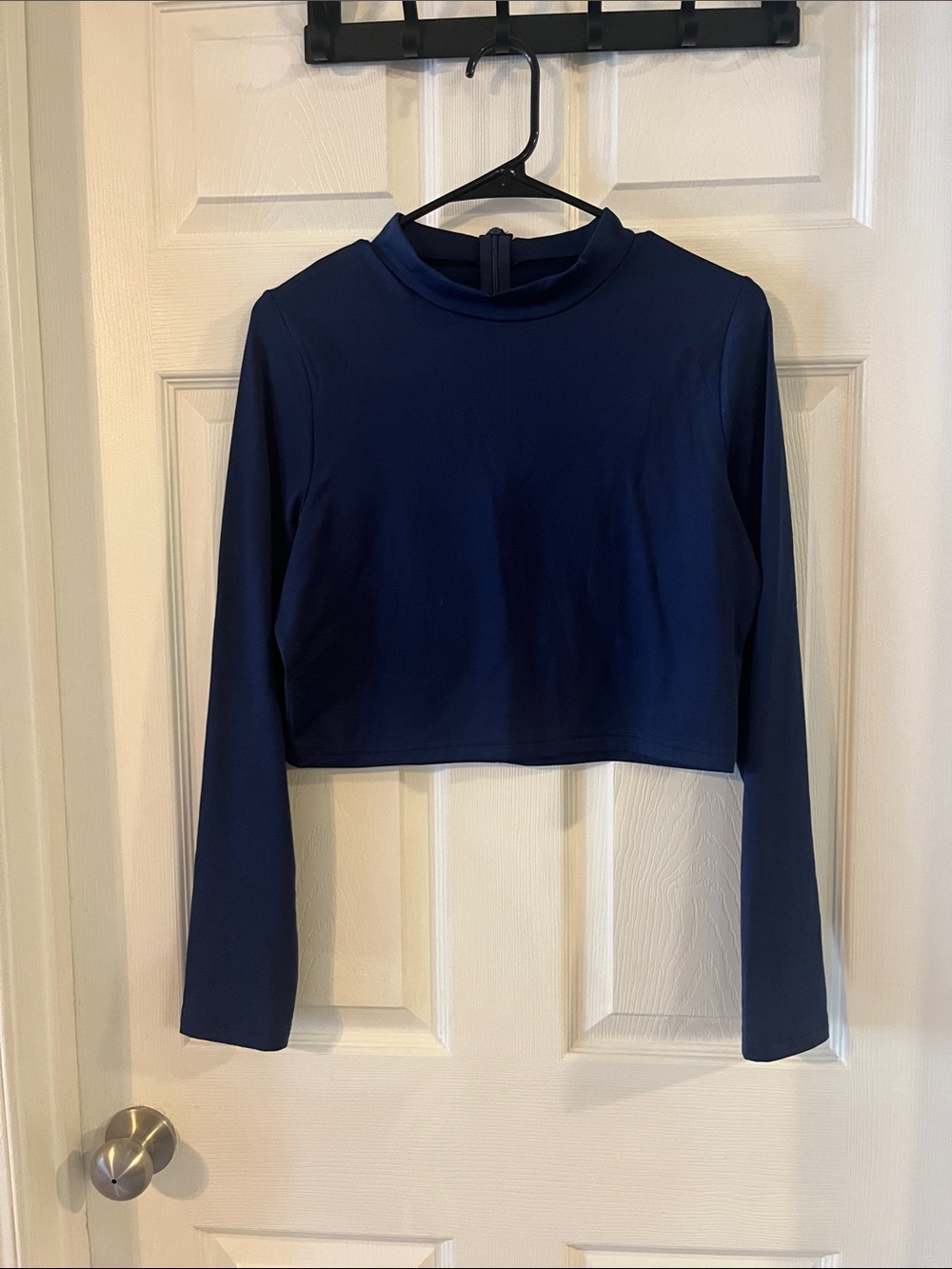 Navy Long-Sleeve Crop Top Women